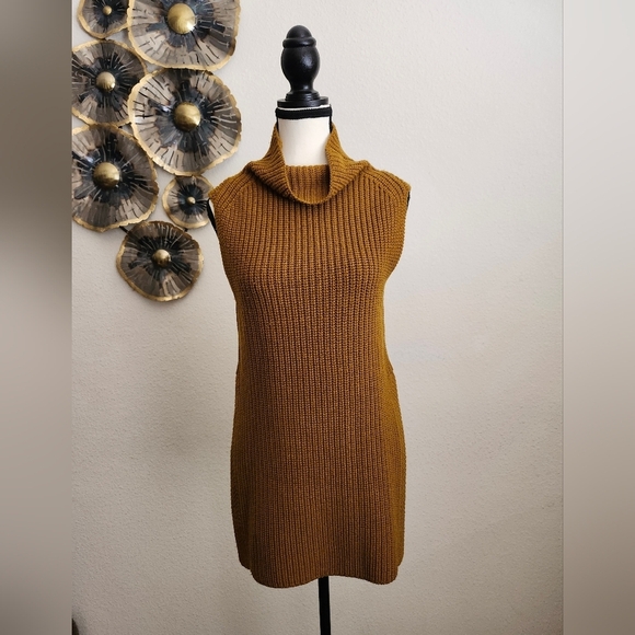 Wilfred Wool Caramel Mockneck Sleeveless Sweater Tunic - Picture 1 of 12